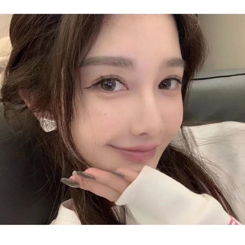 18K Chanel Pearl Heart Earrings