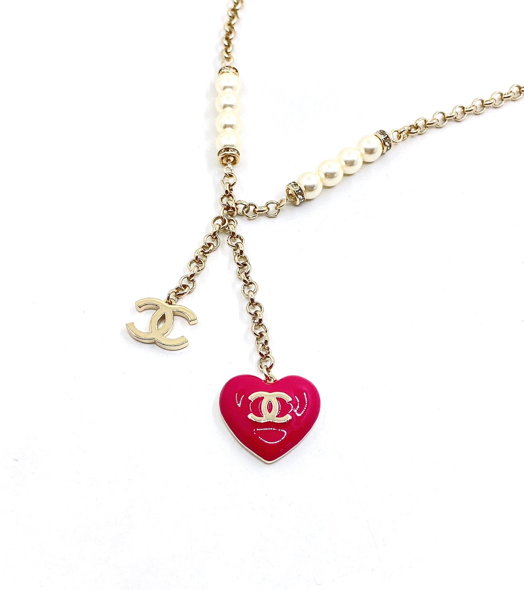 18K Chanel Pink Heart Diamonds Necklace