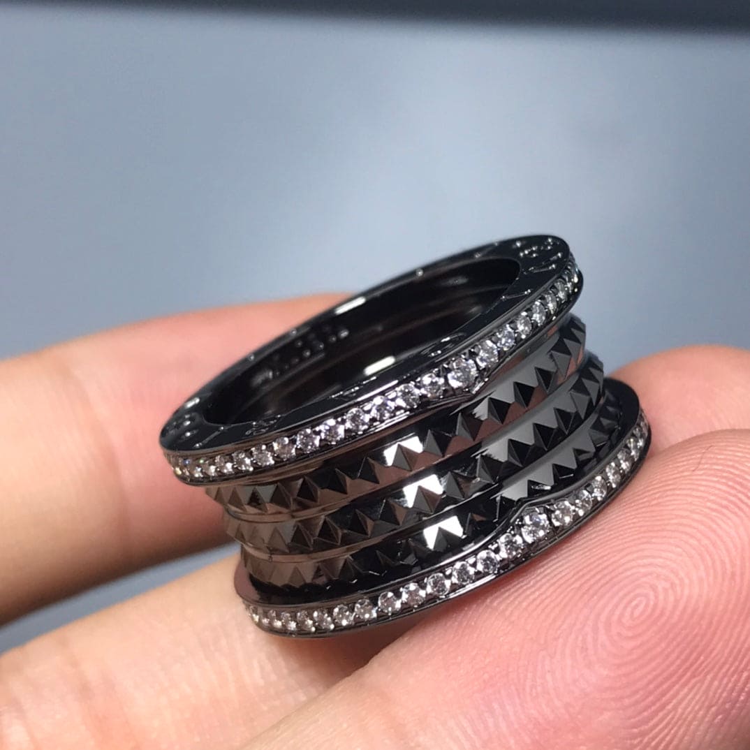 18K B.zero1 Black Ceramic Ring