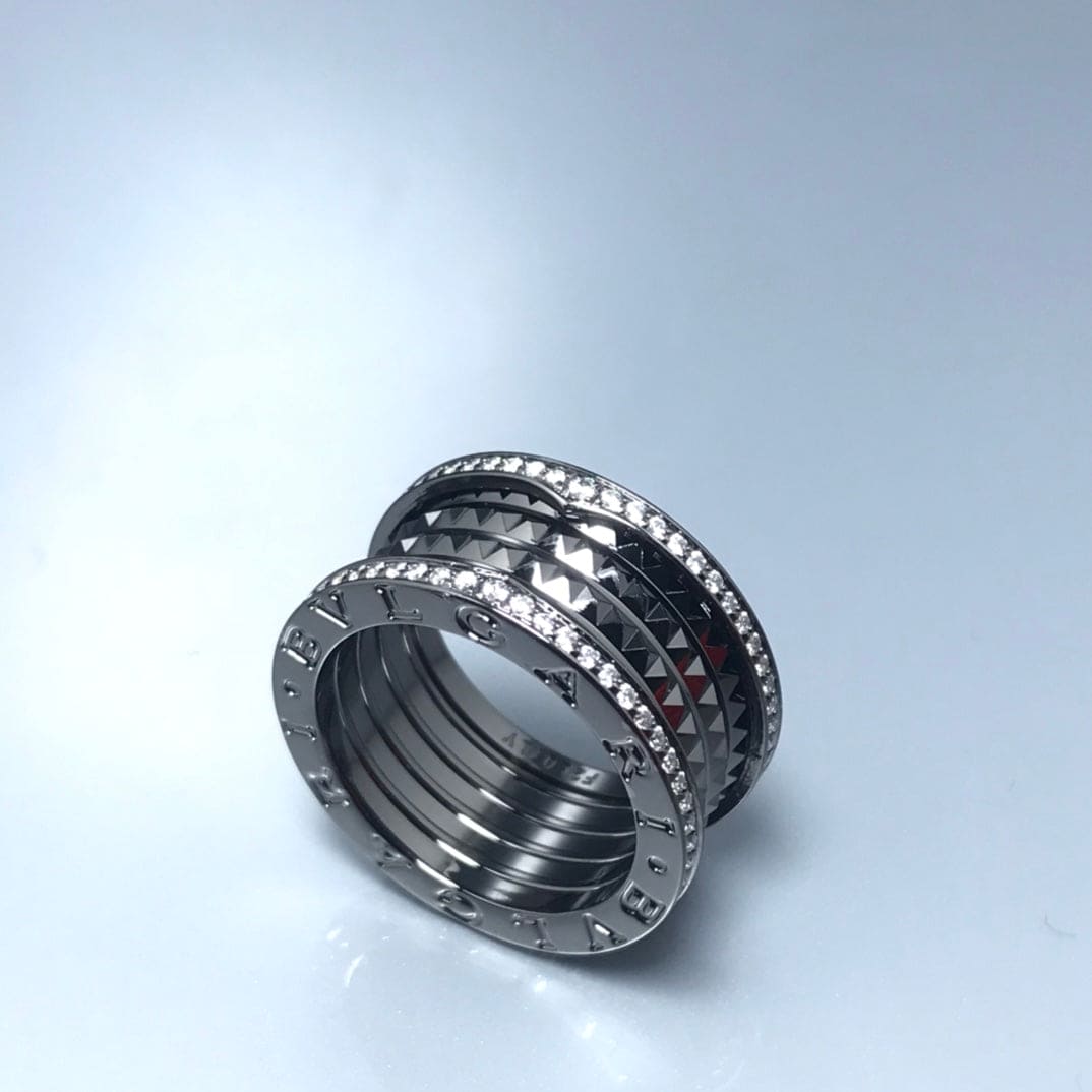 18K B.zero1 Black Ceramic Ring