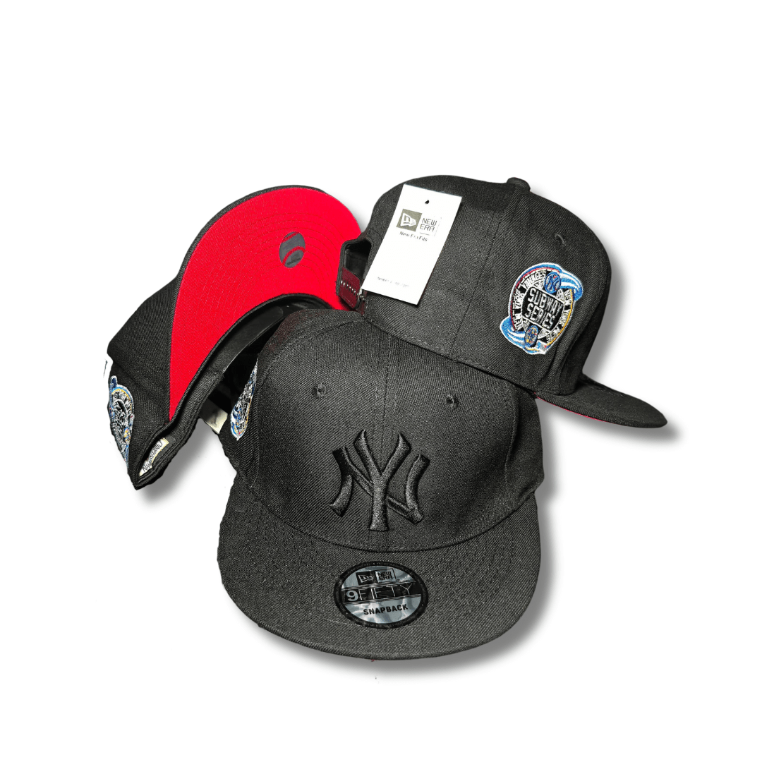 New York Yankees with Blackout Logo and Subway Series Commemorative Patch Black – Snapback Cap