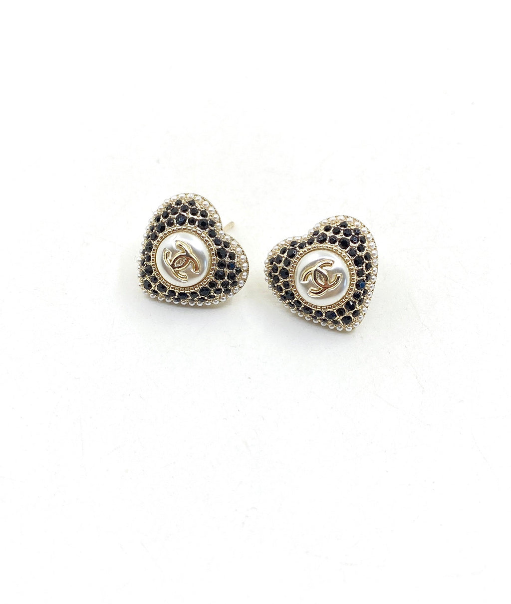 18K Chanel Heart Crystals Earrings