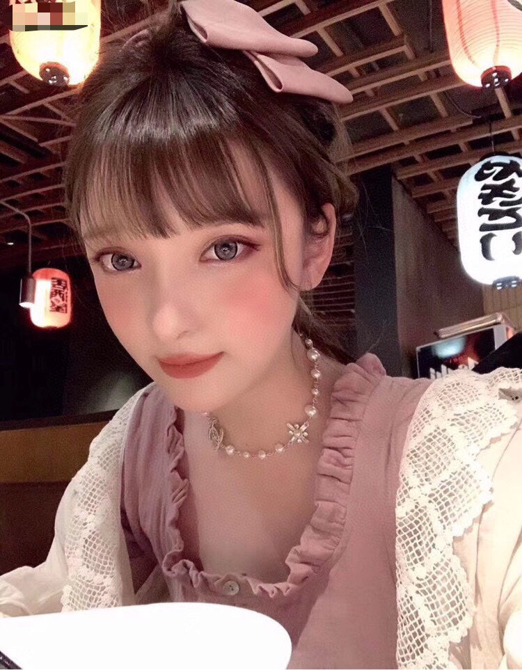 18K Chanel Flower Pearls Chain Necklace