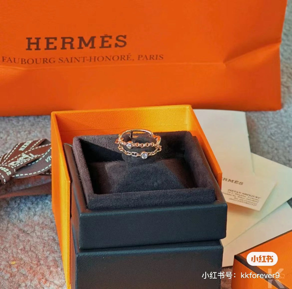 18K Hermes Chaine D'Ancre Chaos Ring