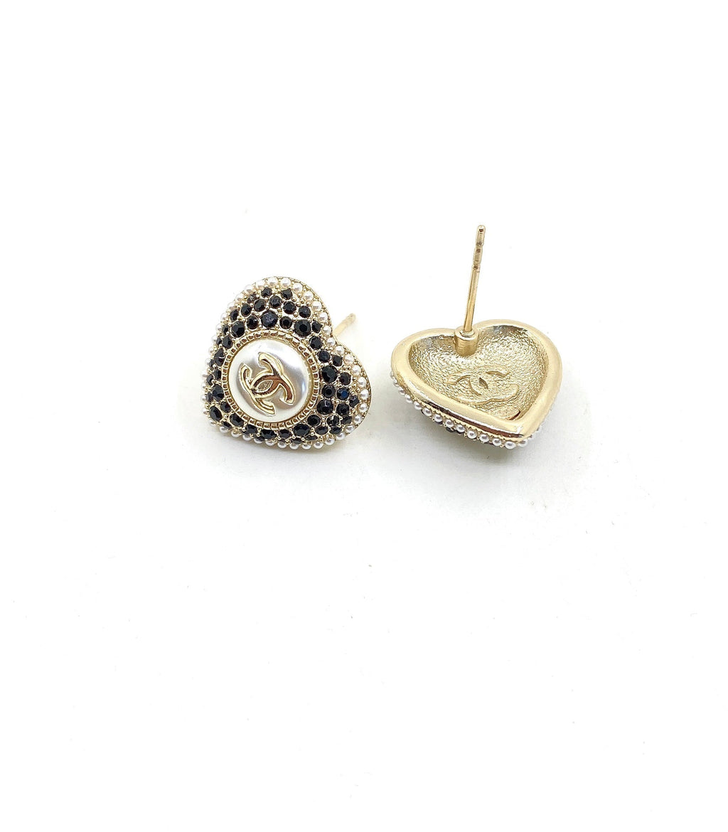 18K Chanel Heart Crystals Earrings