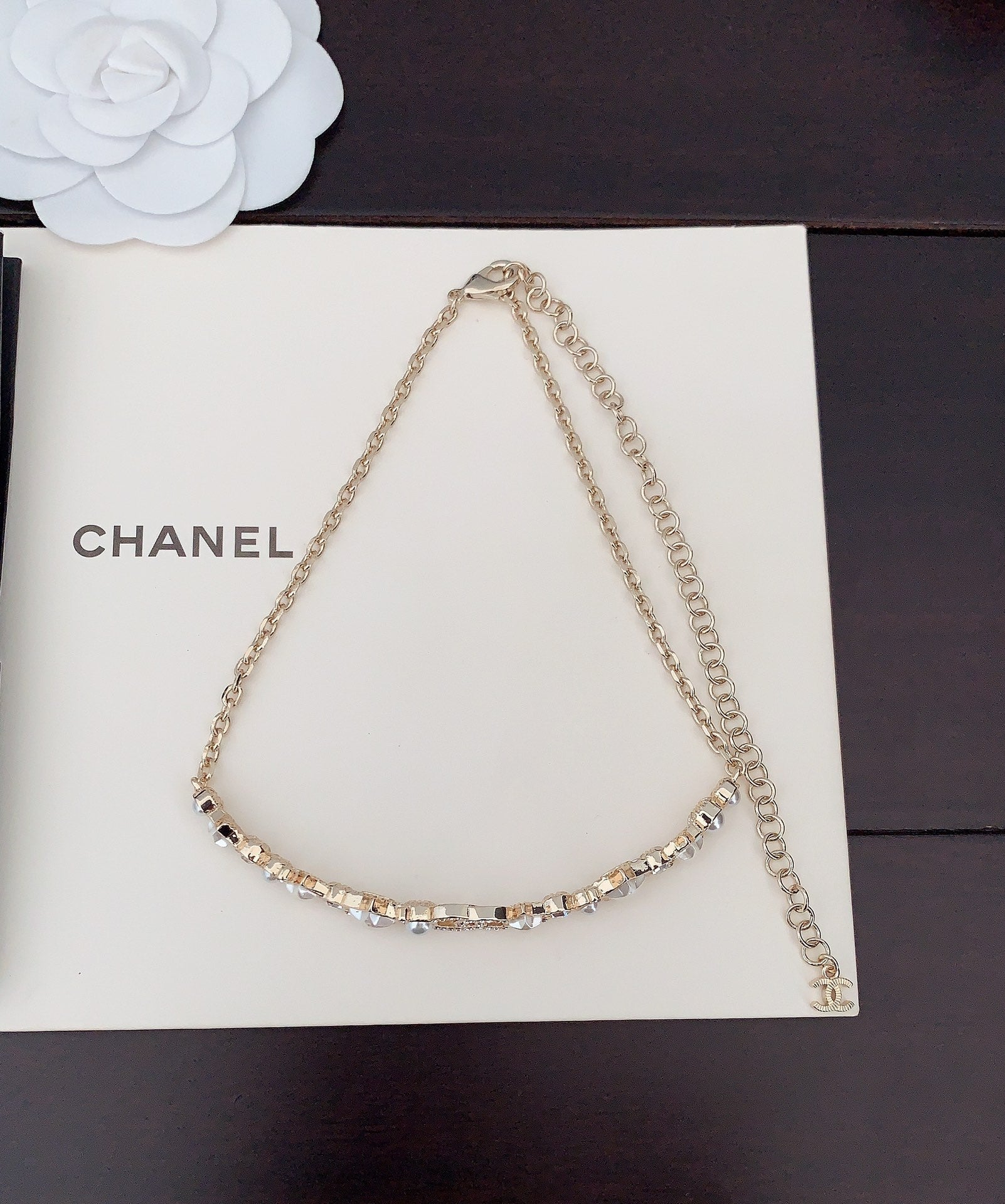 18K Chanel White Pearl Crystals Necklace