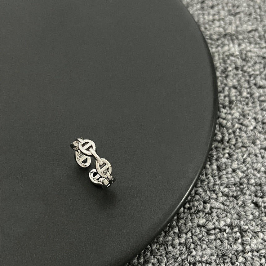 18K Hermes Chaine D'Ancre Enchainee Ring
