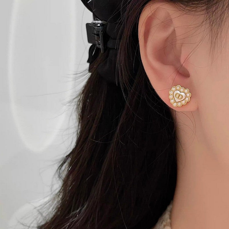 18K Dior Petit Baroque Stud Earrings