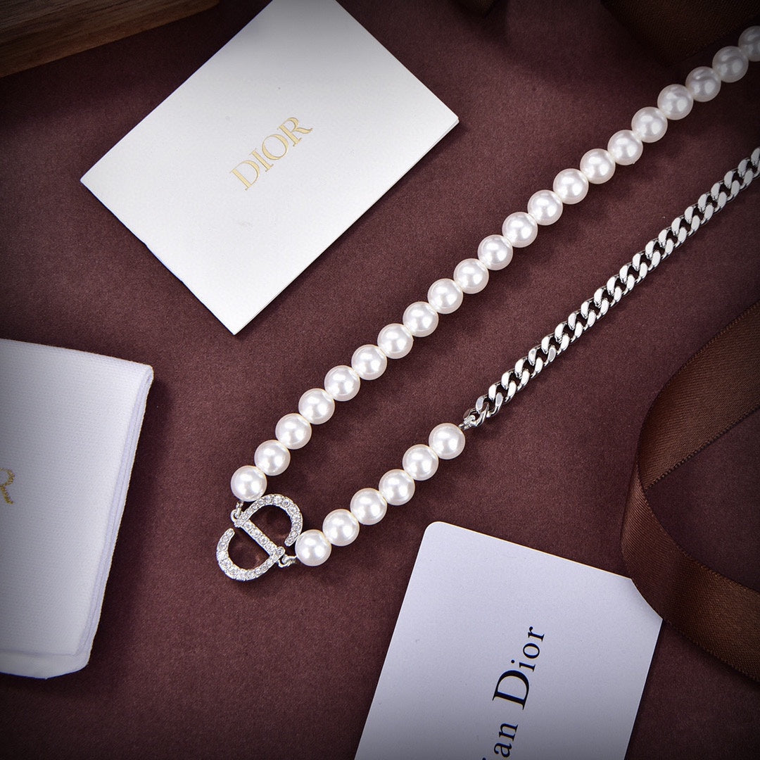 18K Celine Dior Gourmette Pearls Necklace