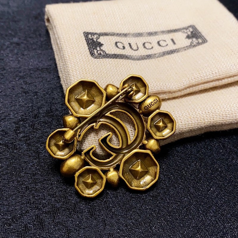 18K Gucci Double Flower Crystal Brooch