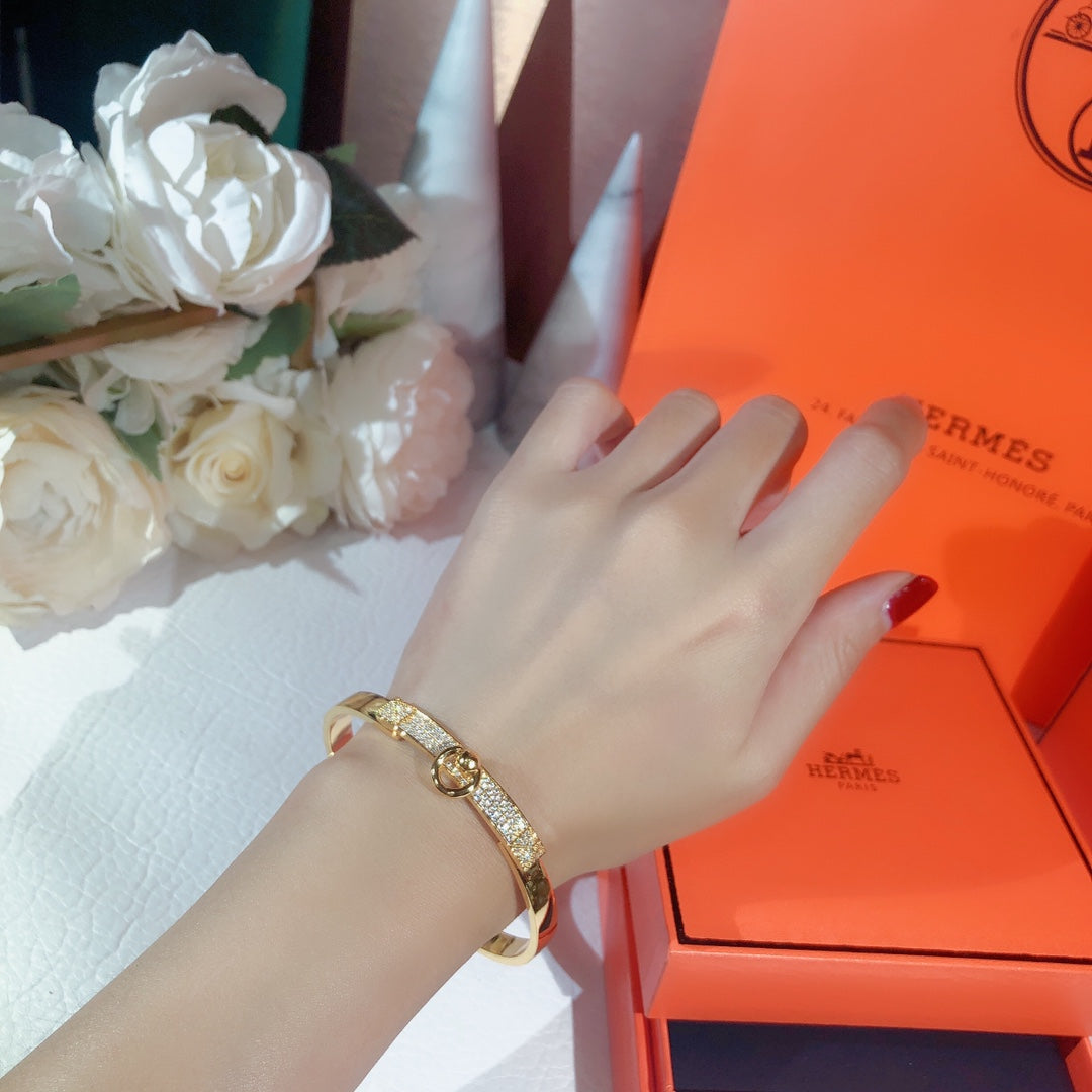 18K Hermes Collier De Chien Diamond Bracelet