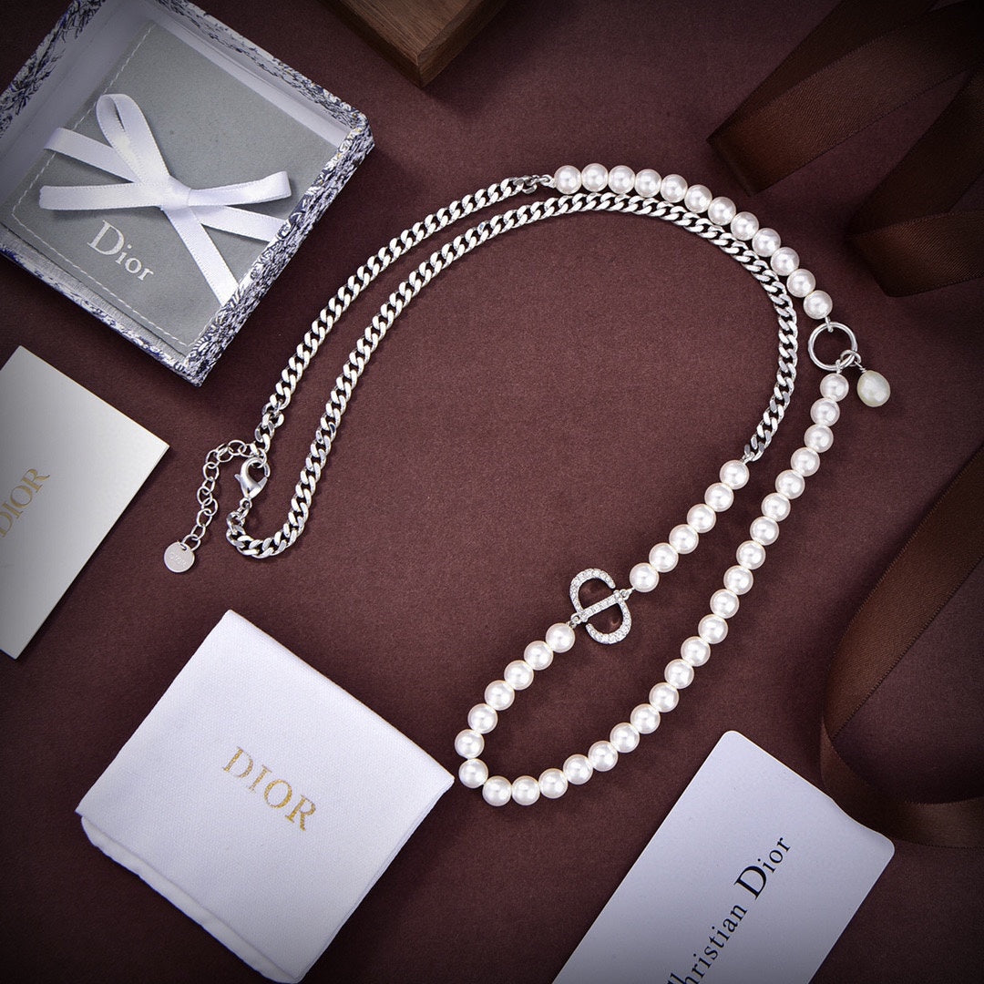 18K Celine Dior Gourmette Pearls Necklace