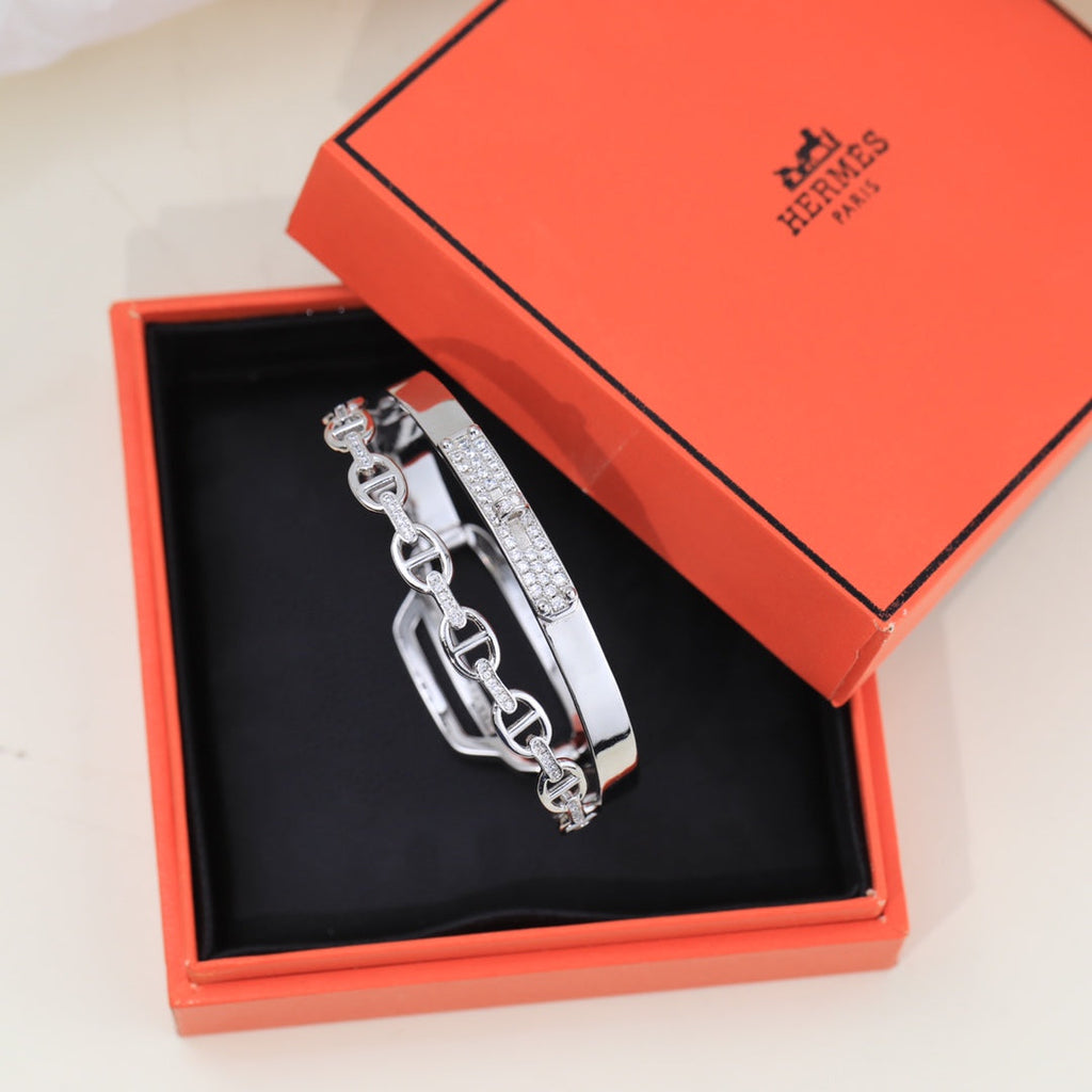 18K Hermes Kelly Double Tour Diamond Bracelet