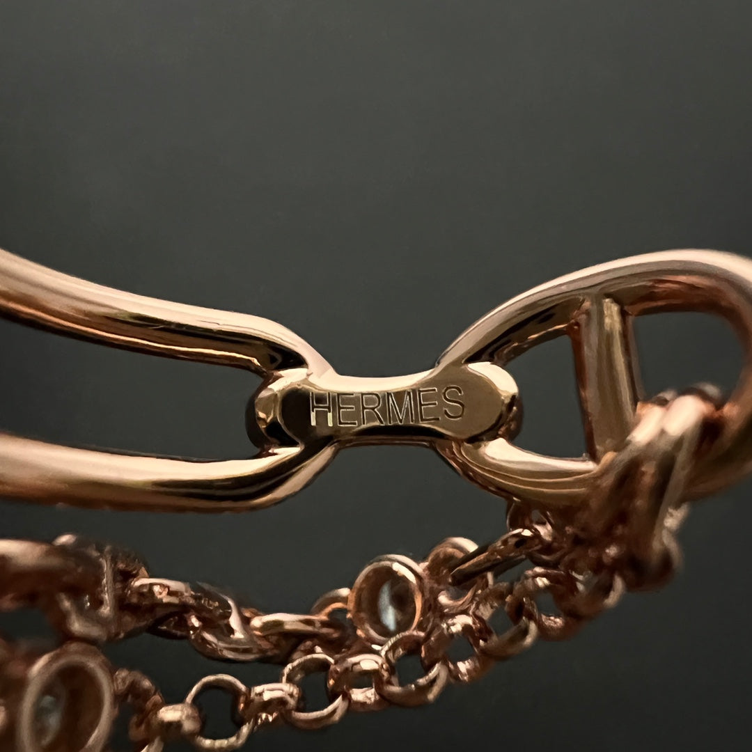 18K Hermes Chaine D'Ancre Chaos Ring